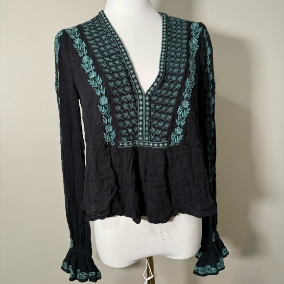 Free people teal and black embroidered peasant  blouse S - Picture 3 of 7